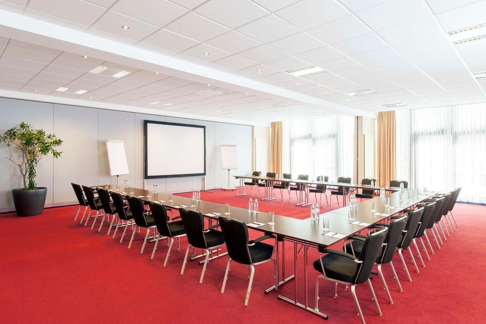 Nh Vienna Airport Conference Center Hotel Schwechat Luaran gambar Meeting room